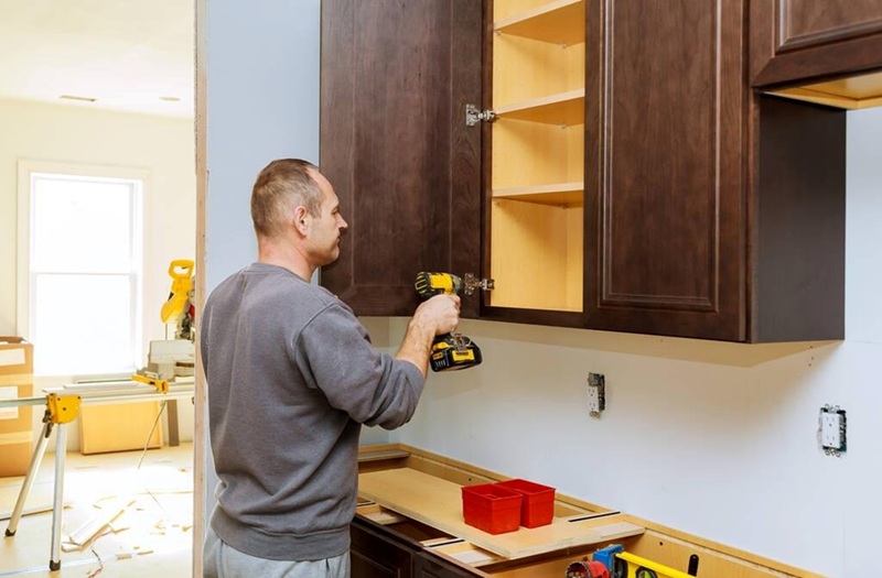 Benefits of Hiring Kitchen Remodeling Contractors
